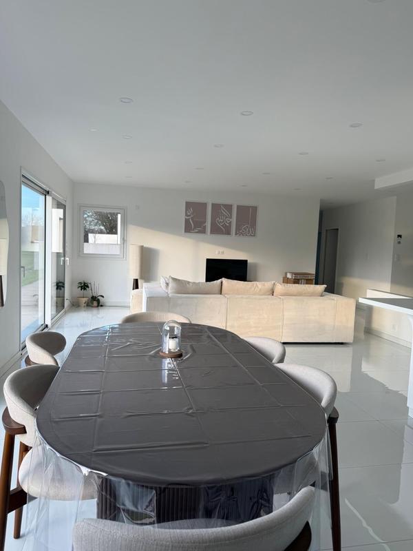 Maison - 142 m² - 6 pièces