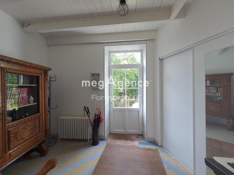 Maison - 297 m² - 7 pièces