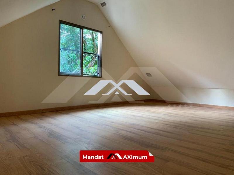 Maison traditionnelle - 160 m² - 5 pièces