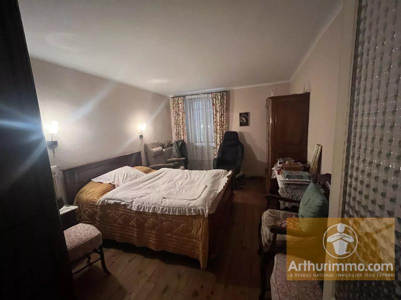 Maison - 332 m² - 14 pièces