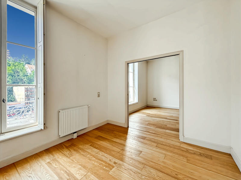 Appartement - 81 m² - 4 pièces