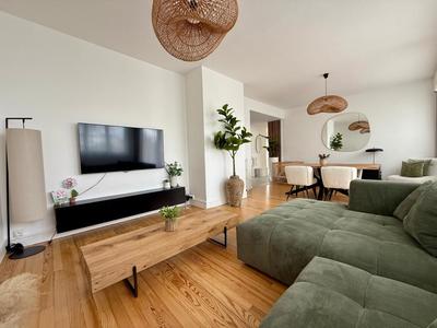 Appartement - 94 m² - 4 pièces