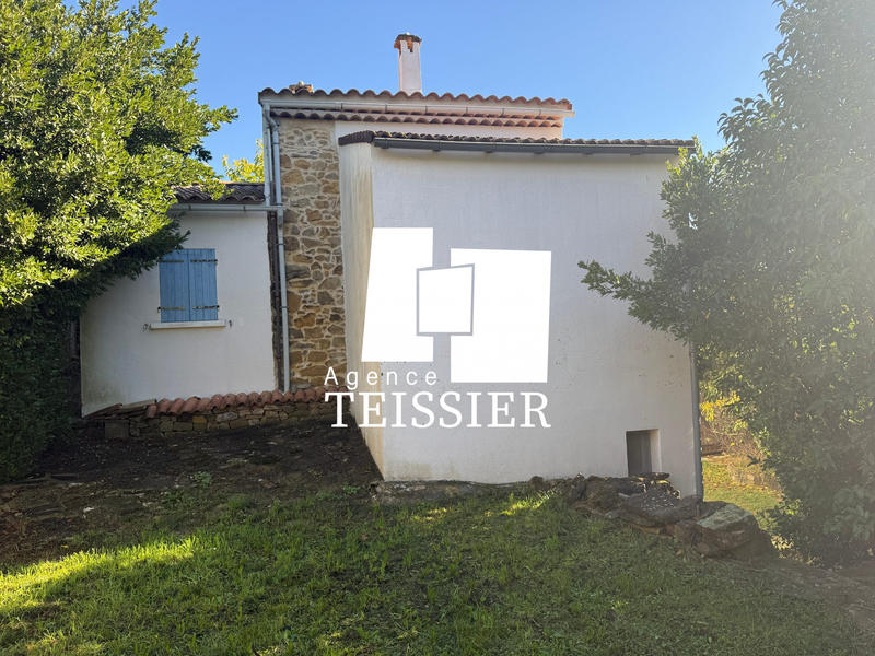 Maison - 74 m² - 6 pièces