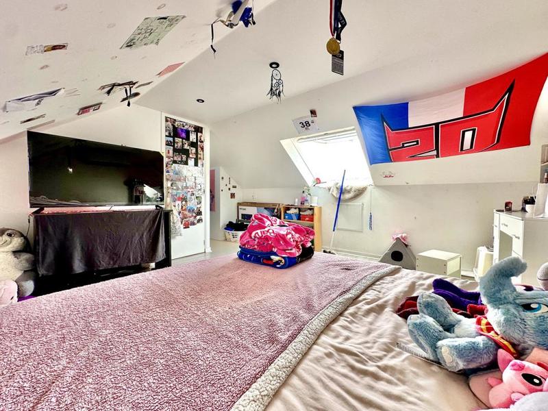 Maison - 140 m² - 3 pièces