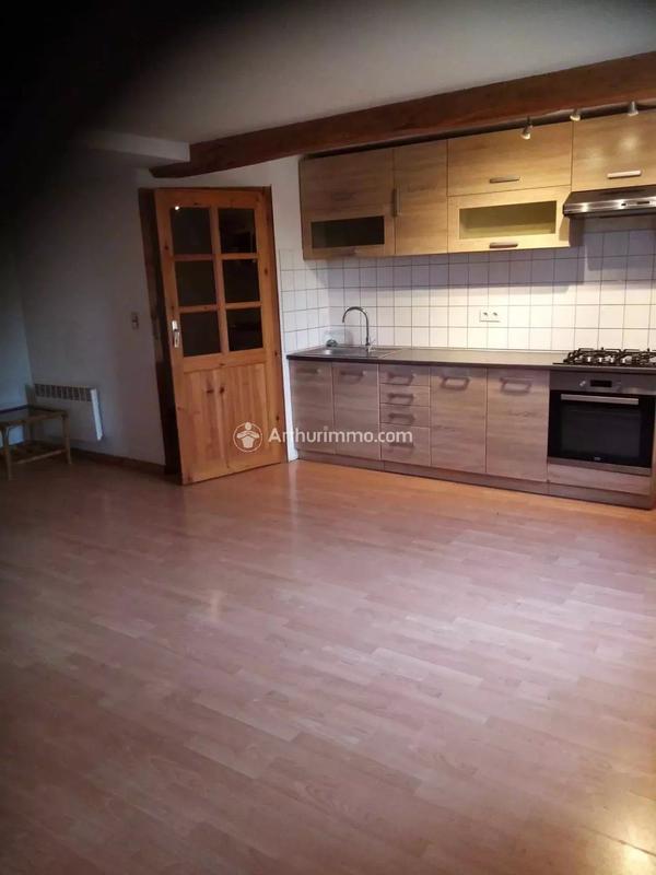 Maison - 215 m² - 7 pièces