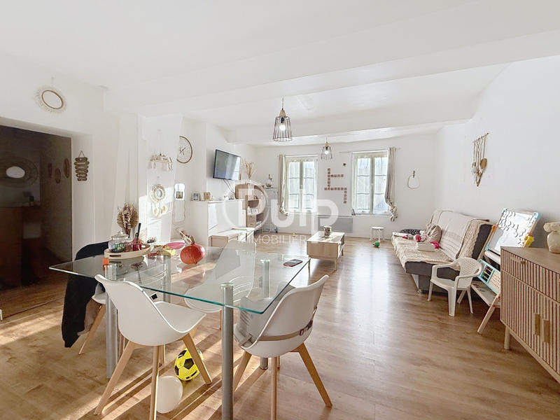 Immeuble - 200 m² - 10 pièces