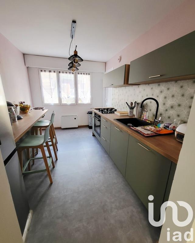 Appartement - 83 m² - 5 pièces