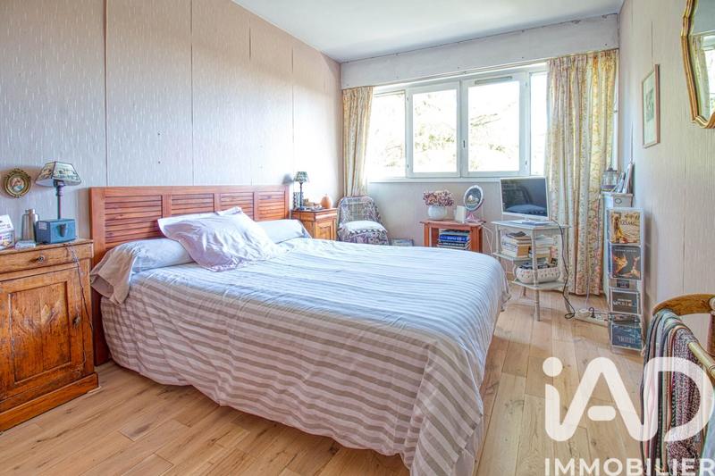 Appartement - 97 m² - 5 pièces