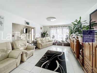 Maison - 133 m² - 6 pièces