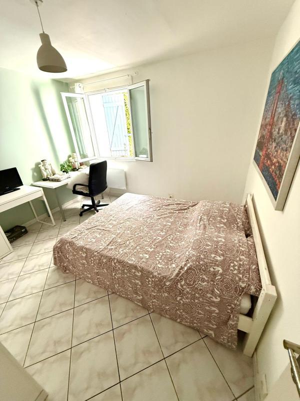 Maison - 217 m² - 9 pièces