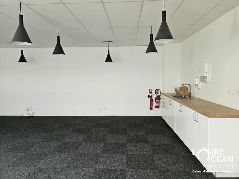 Bureau - 480 m²
