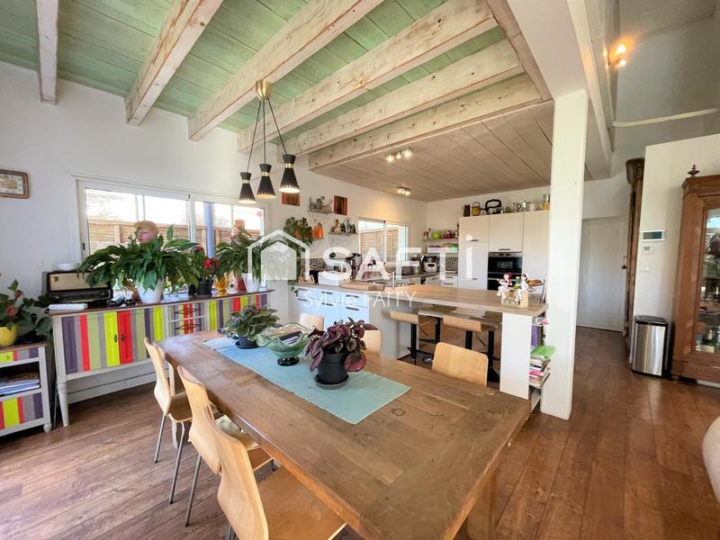 Maison - 185 m² - 6 pièces