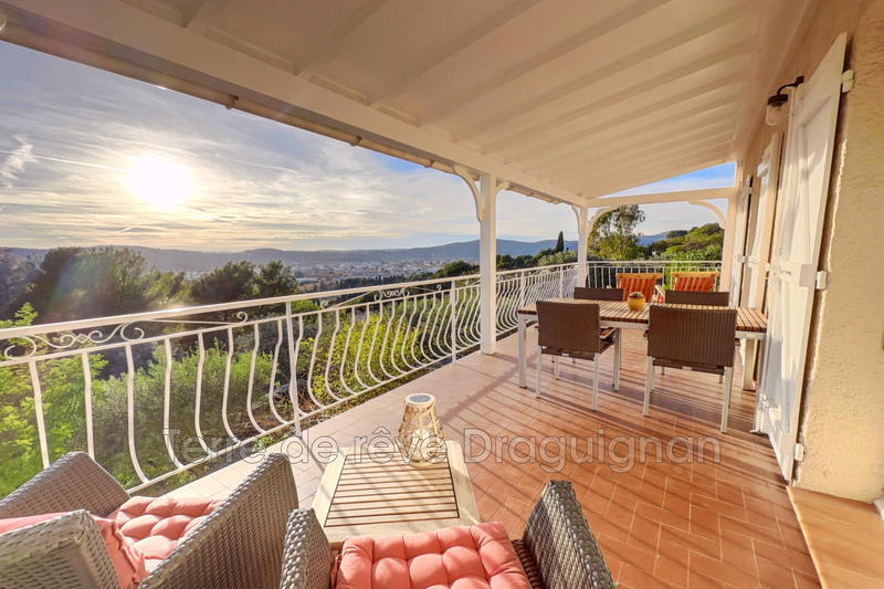 Maison - 103 m² - 4 pièces