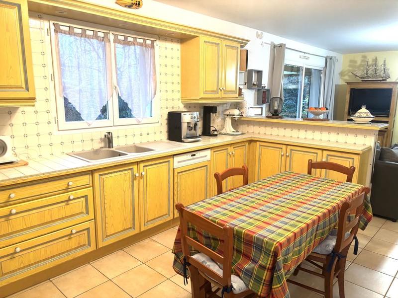 Maison - 110 m² - 6 pièces