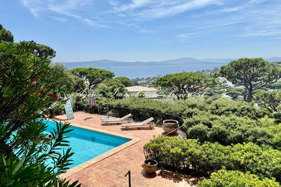 Villa - 230 m² - 7 pièces