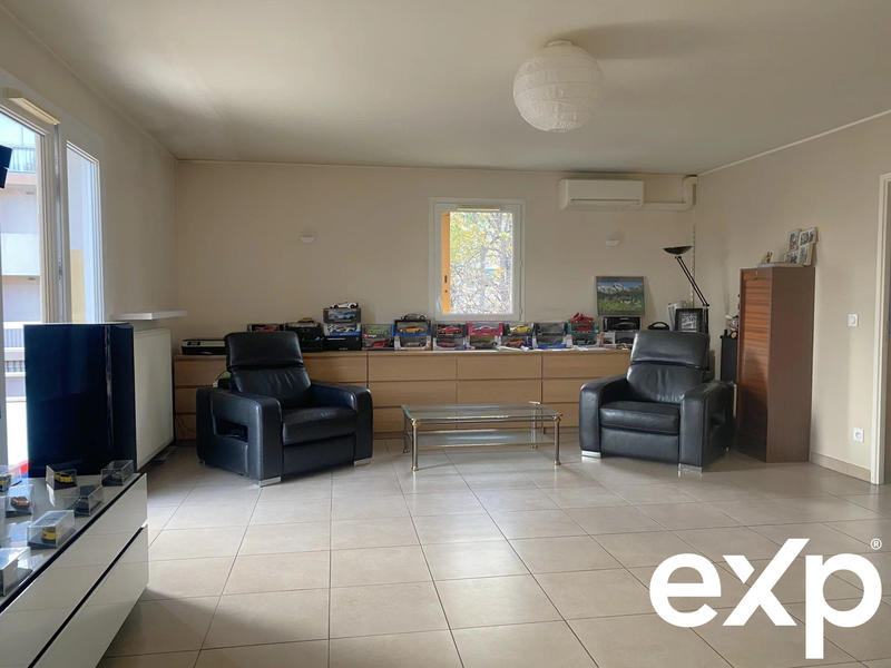 Appartement - 125 m² - 5 pièces