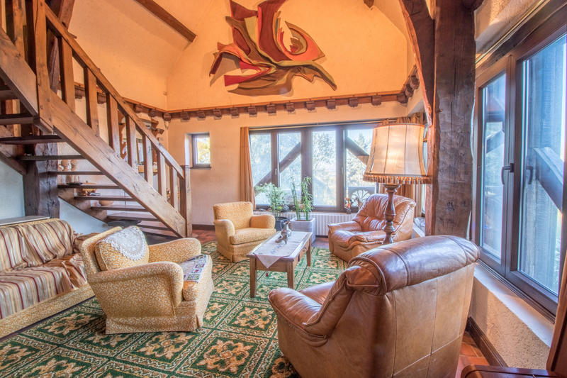 Propriété - 293 m² - 5 pièces