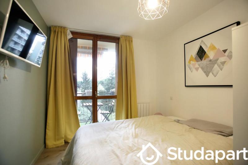 Chambre - 12 m² - 1 pièce