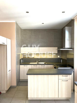 Maison - 103 m² - 5 pièces