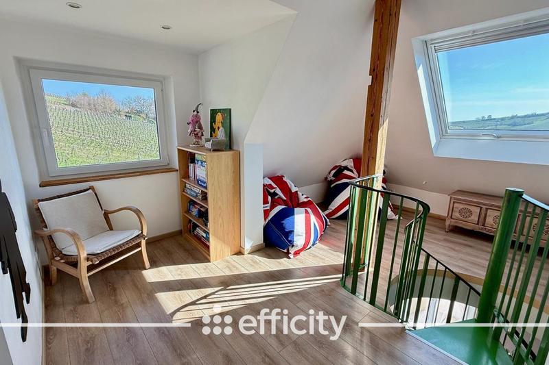 Maison - 383 m² - 12 pièces