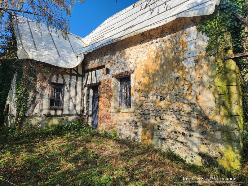Maison ancienne - 2 750 m² - 3 pièces