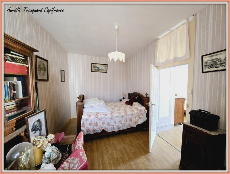 Maison - 158 m² - 7 pièces