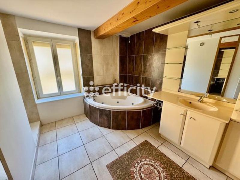 Maison - 130 m² - 7 pièces