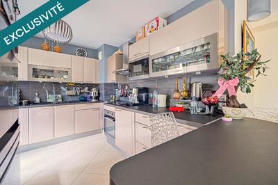 Appartement - 109 m² - 4 pièces