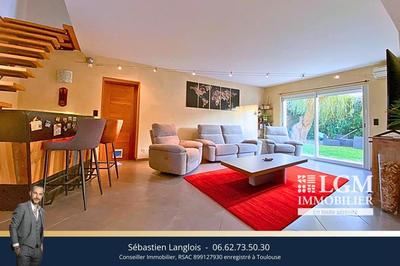 Maison - 166 m² - 7 pièces