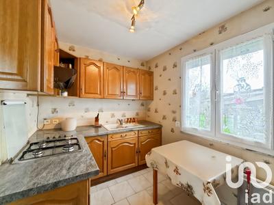 Maison - 94 m² - 6 pièces