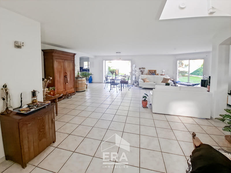 Maison - 136 m² - 6 pièces