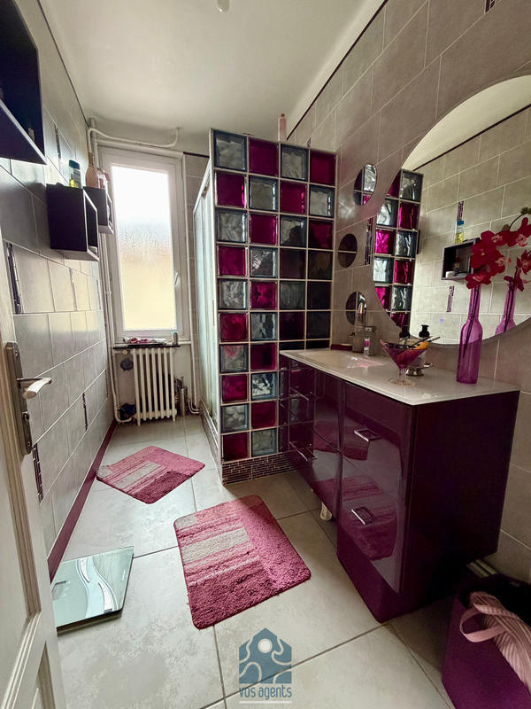 Immeuble - 204 m² - 8 pièces