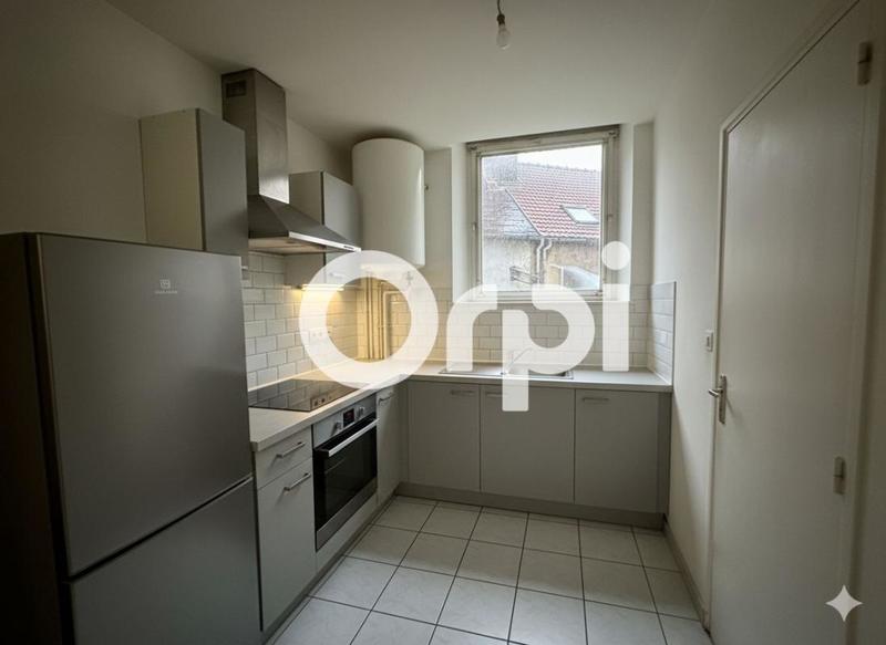 Immeuble - 90 m² - 3 pièces