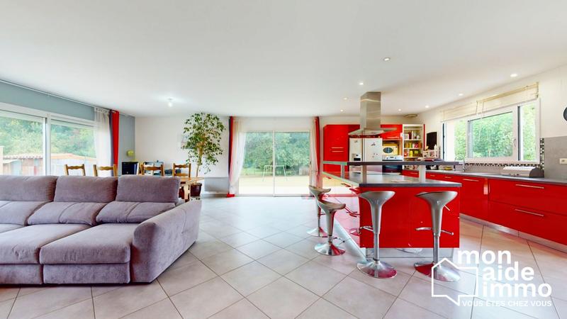 Maison - 135 m² - 6 pièces