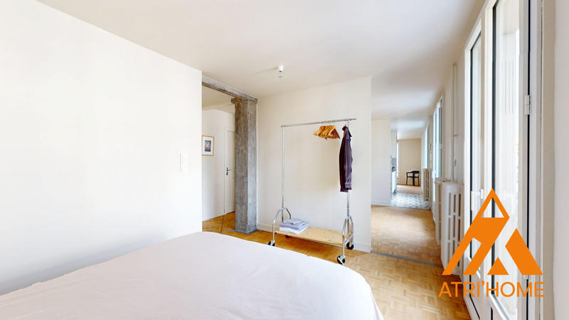 Appartement - 80 m² - 3 pièces