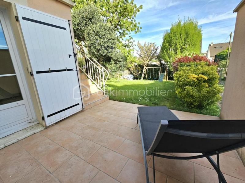 Pavillon - 162 m² - 9 pièces