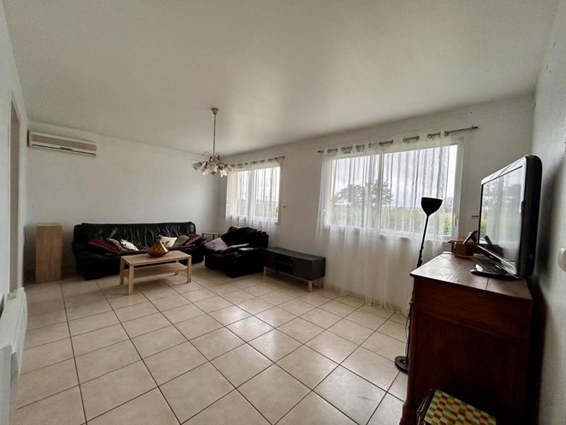 Maison - 181 m² - 8 pièces