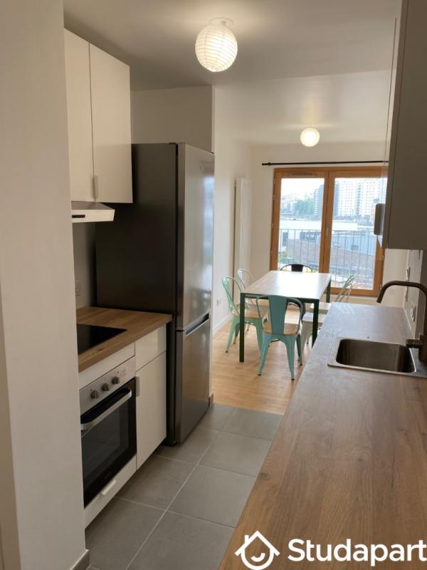 Chambre - 13 m² - 1 pièce