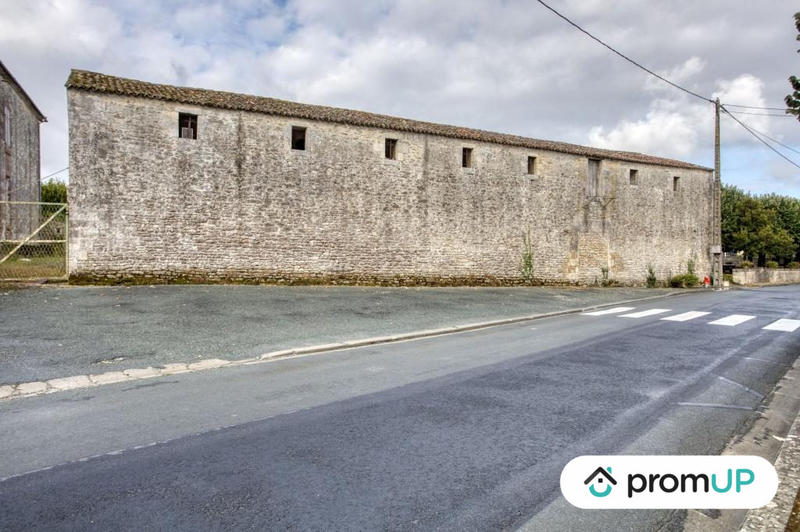 Maison ancienne - 490 m² - 2 pièces