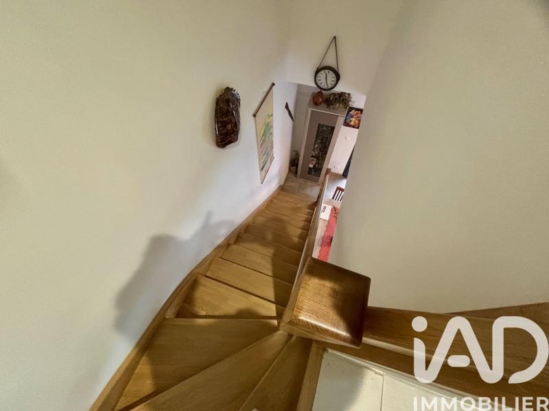 Maison - 101 m² - 5 pièces