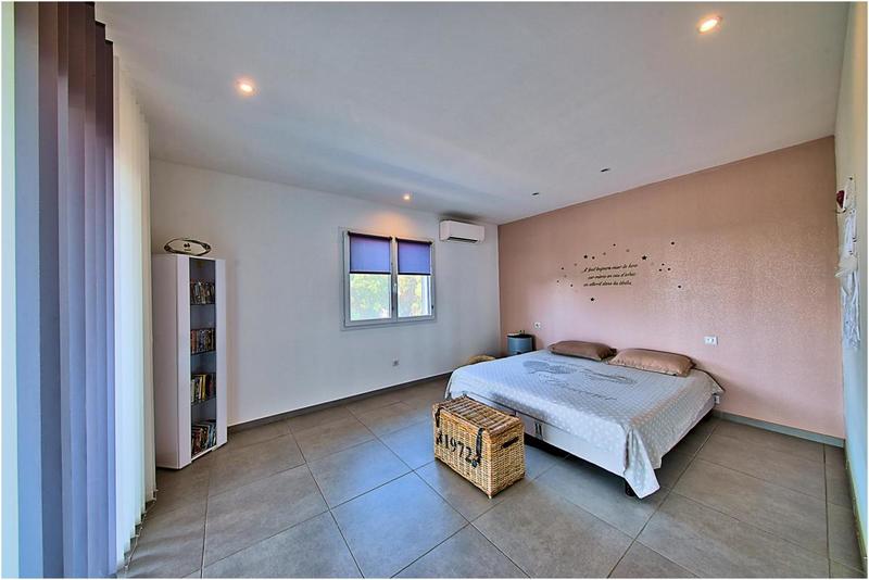 Maison d'architecte - 250 m² - 7 pièces