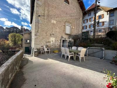 Appartement - 84 m² - 3 pièces