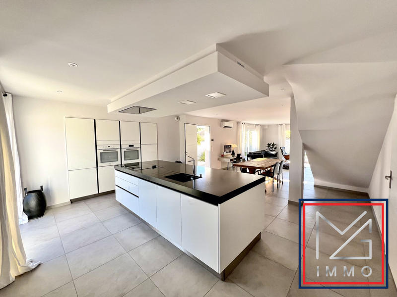 Maison - 120 m² - 4 pièces