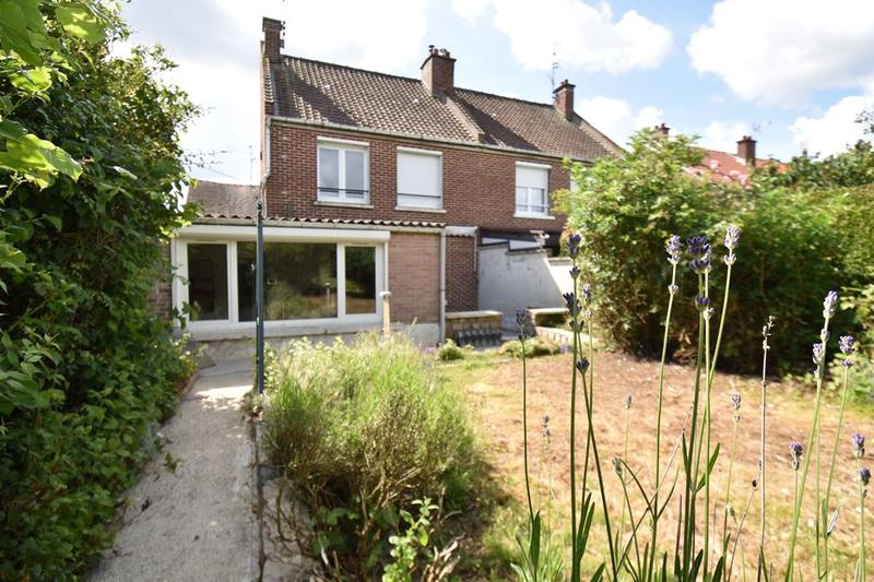 Maison traditionnelle - 90 m² - 5 pièces