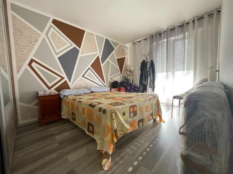 Appartement - 79 m² - 4 pièces