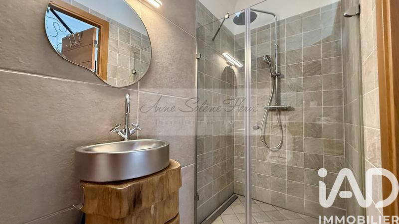 Maison - 195 m² - 6 pièces