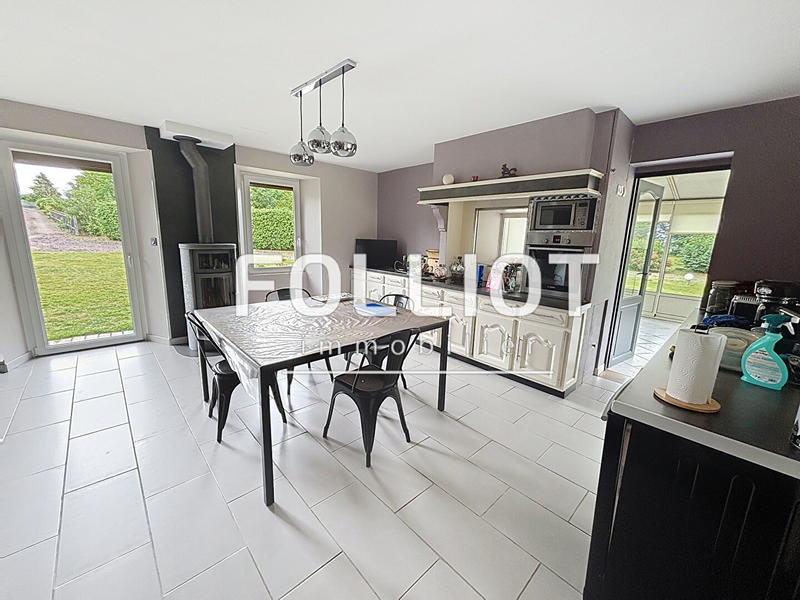 Maison - 147 m² - 6 pièces