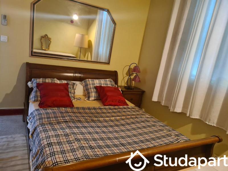 Chambre - 13 m² - 1 pièce