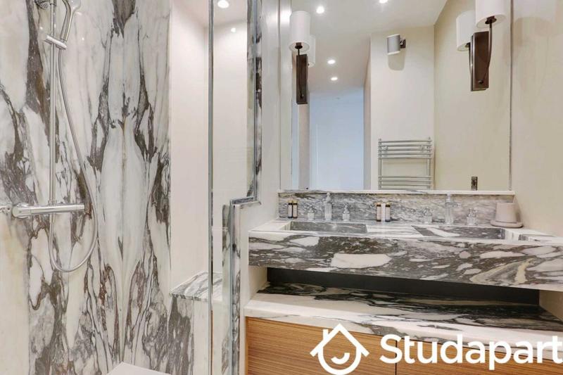 Appartement - 142 m² - 4 pièces