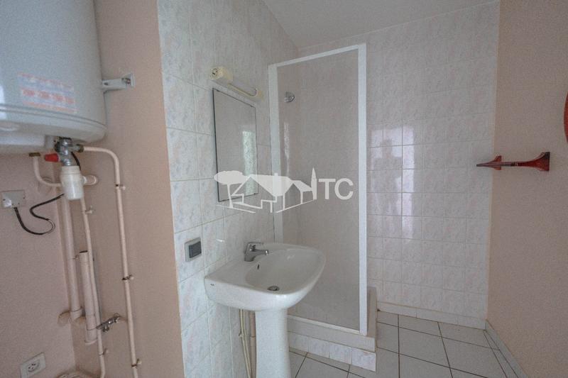 Maison - 285 m² - 11 pièces